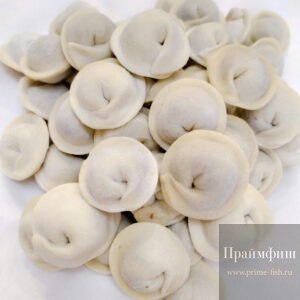 Пельмени из мяса лосося. Ручная лепка.