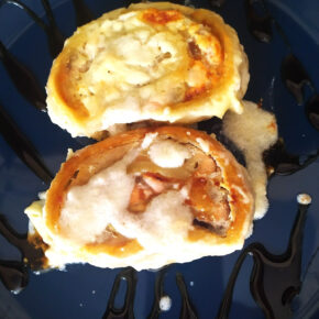 Рулеты из лосося